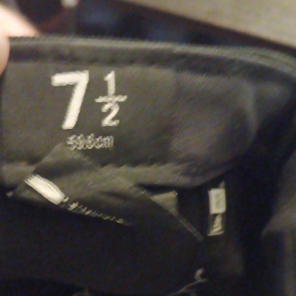 New Era Black and Gold Warriors Cap - Picture 3 of 3